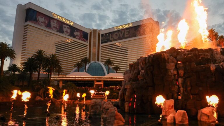 The Mirage closes in Las Vegas to make way for