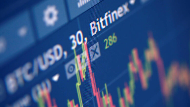 Bitcoin plunged 28 Institutional investors bought the dip