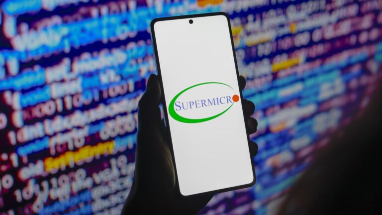 Super Micro shares tumble 15 after DOJ reportedly opens probe