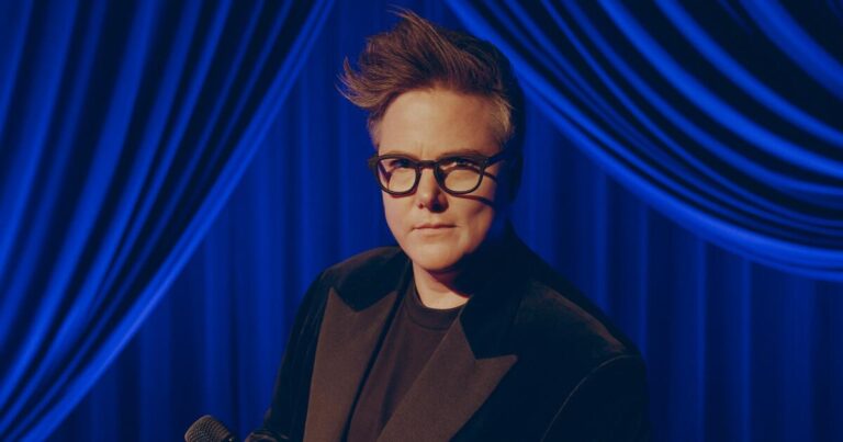 Commentary Hannah Gadsbys Woof barks new message in queer comedy.com2Fda2F692F9bae026748cd8700b32e71b1