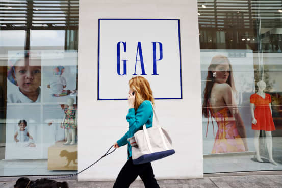 Gap Raises Full Year Outlook With Strong Start to Holiday Season