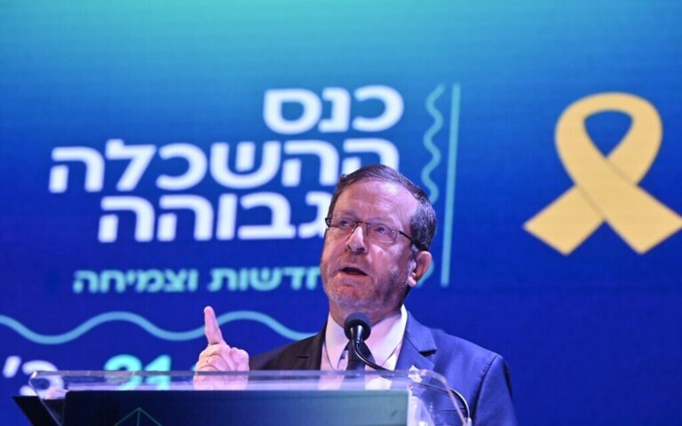 Herzog pans coalition rhetoric against AG security chiefs as ‘absolute