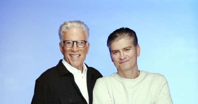 In A Man on the Inside Ted Danson and Mike.com2Fcf2Feb2Fb7e52de341ad95c31046b338