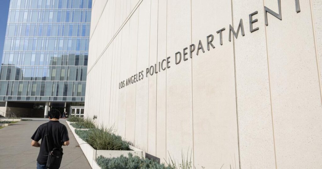 LAPD probe finds no truth to claims officers cheated to.com2Fdc2F402F0ce025b8462babea0716e19a