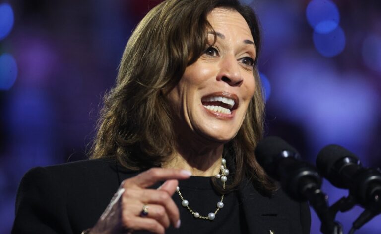 To Define Herself Kamala Harris Looks To Her Mother Who